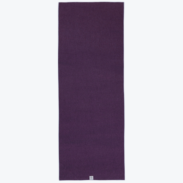 Gaiam Active Dry - Stay Put Yoga Mat Towel