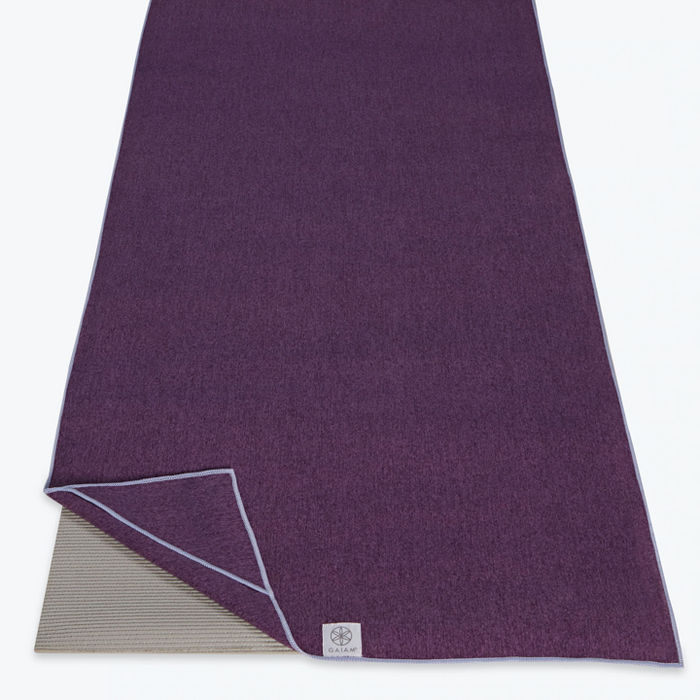 Gaiam Active Dry - Stay Put Yoga Mat Towel