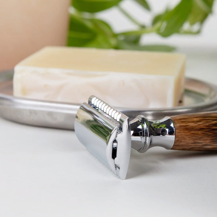 Eco Friendly Double Edge Safety Razor with Natural Bamboo Handle